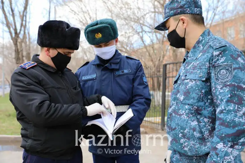 Той на 80 человек прервали полицейские в Нур-Султане