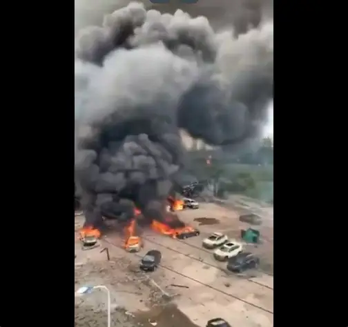 10 человек погибли и еще 117 пострадали при взрыве автоцистерны на востоке Китая