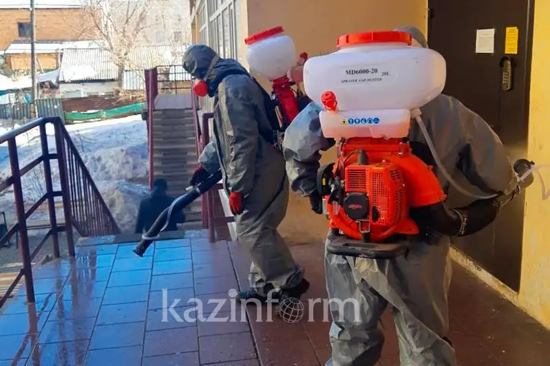 Более 1,5 тысяч жилых домов продезинфицировали в столице