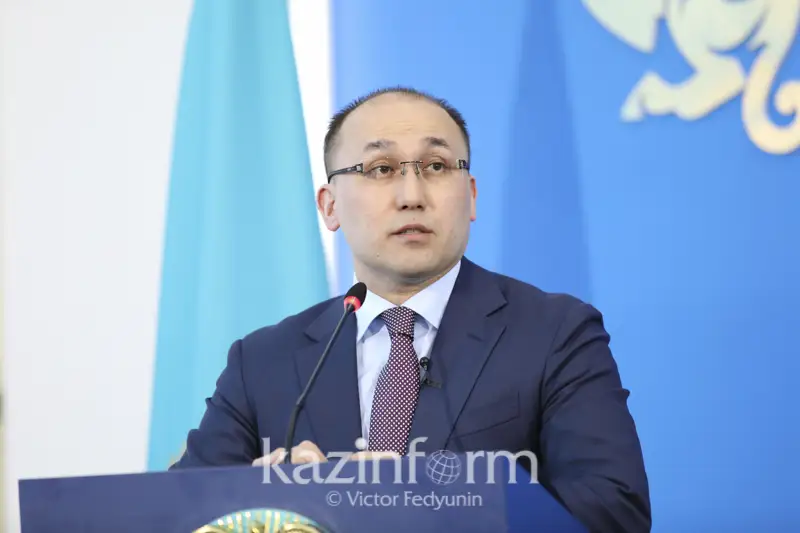 Даурен Абаев прокомментировал видео с требованием отставки главы Минздрава