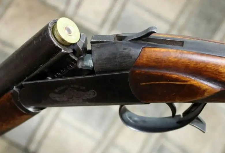 С целым арсеналом оружия разгуливал по городу житель Тараза