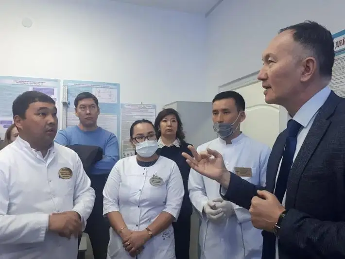 В райбольнице Туркестанской области внедрена новая система выявления злокачественных опухолей