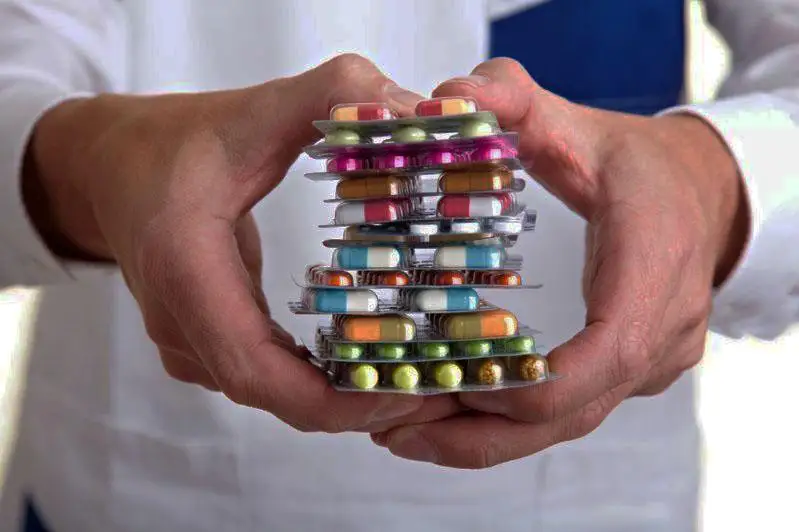 Назначение каких препаратов доказывает свою эффективность в борьбе с COVID-19