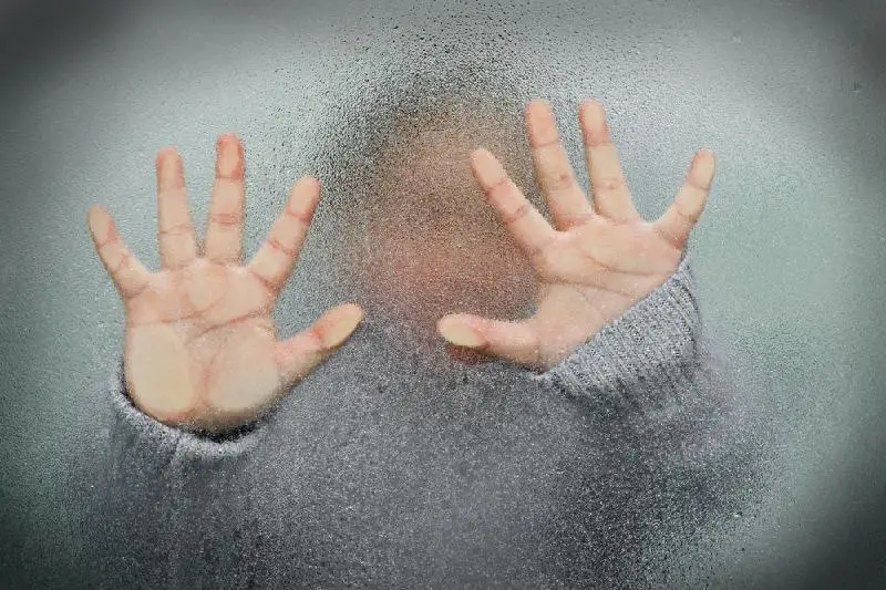 Около 1 тыс. родителей ежегодно лишаются родительских прав в Казахстане