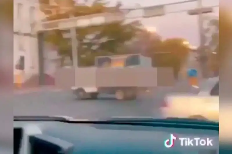 12 нарушений за 9 минут: ездившего по встречке водителя Land Cruiser наказали