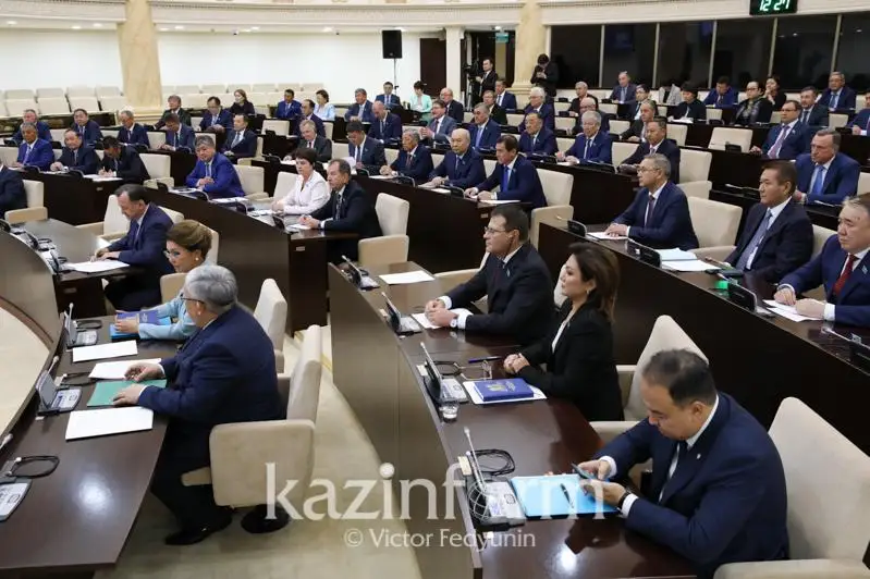 Избраны новые руководители комитетов Сената Парламента РК