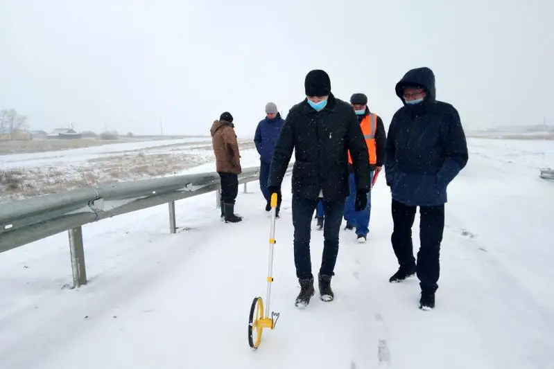 Общественники принимают в эксплуатацию отремонтированные дороги в СКО