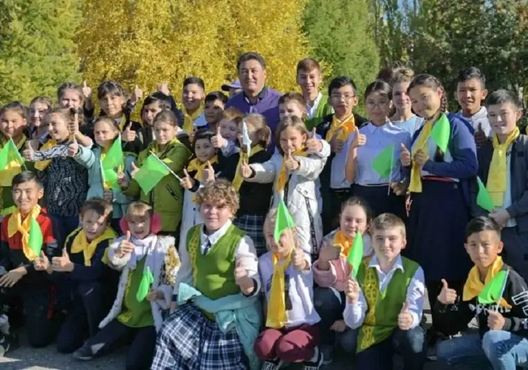 Павлодару нужна новая экологическая школа - Булат Бакауов