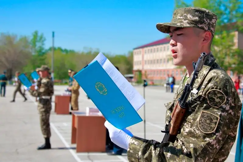 Воинский призыв приостановили в Казахстане в связи с ЧП