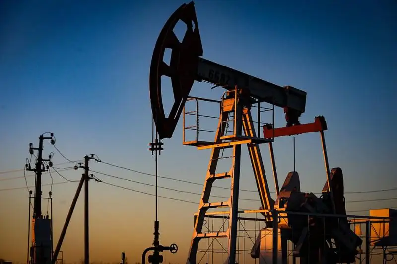 Казахстан начнет сокращение добычи нефти в рамках соглашения ОПЕК+