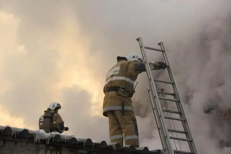 Пожар на маслозаводе локализован - УЧС Усть-Каменогорска