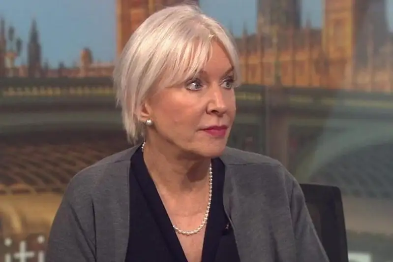 Замминистра здравоохранения Великобритании заболела коронавирусом