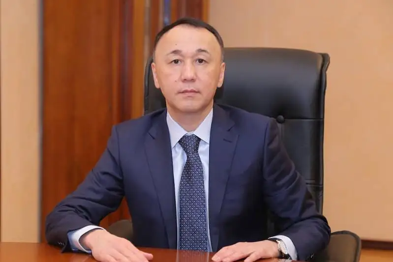 Аким Костанайской области вылечился от коронавируса