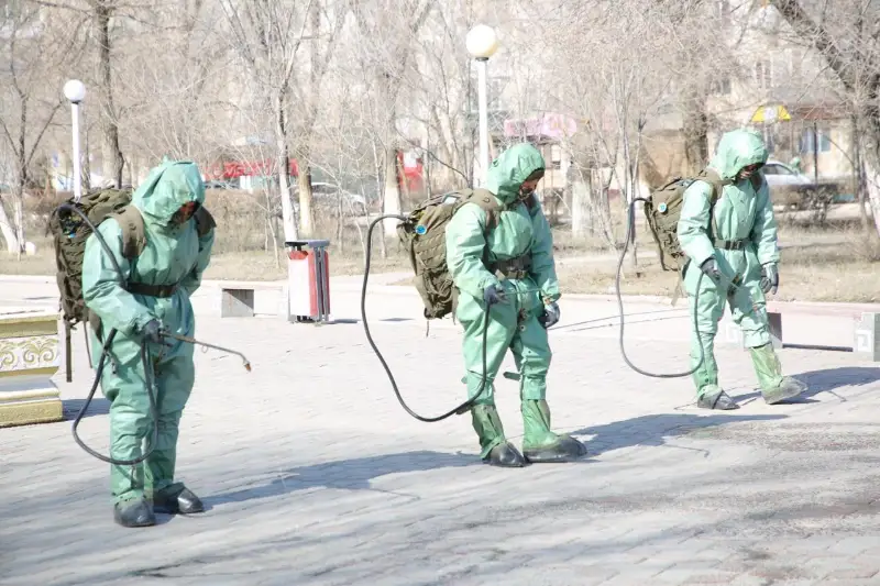 Каким дезраствором обрабатывают военные город Актобе