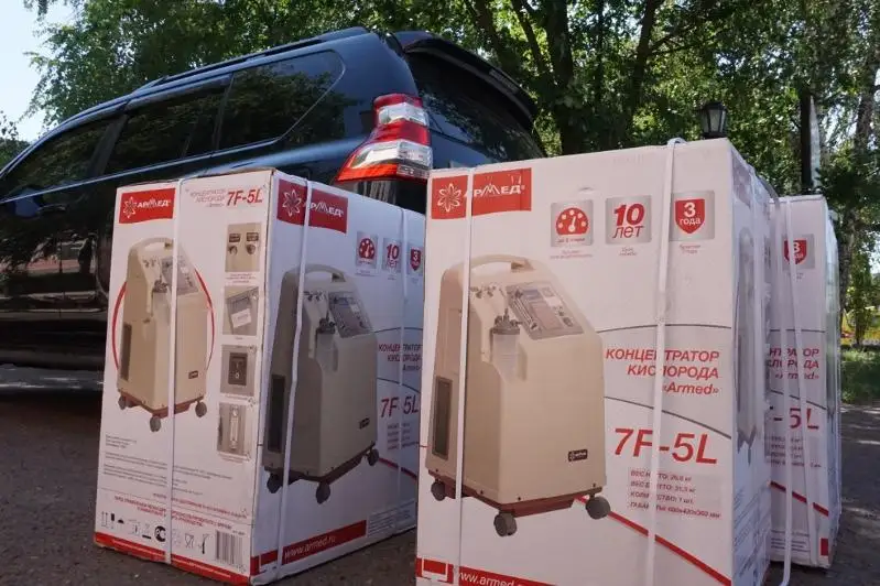 Предприниматель подарил три кислородных концентратора больнице в ЗКО