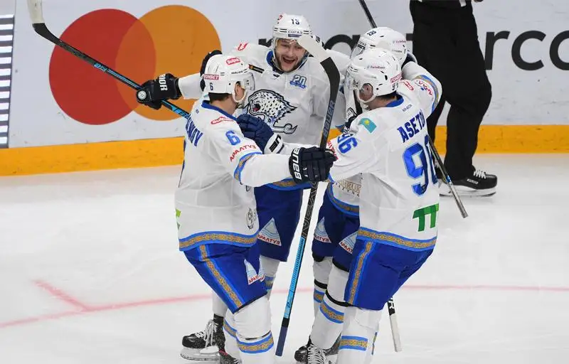 «Барыс» обыграл «Авангард со счетом 3:2