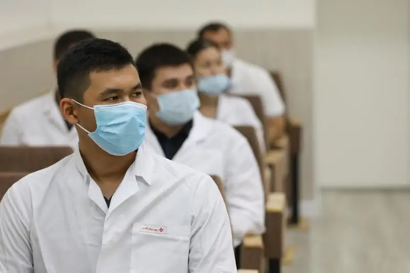 В Атырауской области к работе приступили 55 молодых врачей