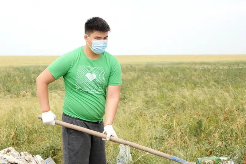 Как проводится обучение в столичной школе волонтеров