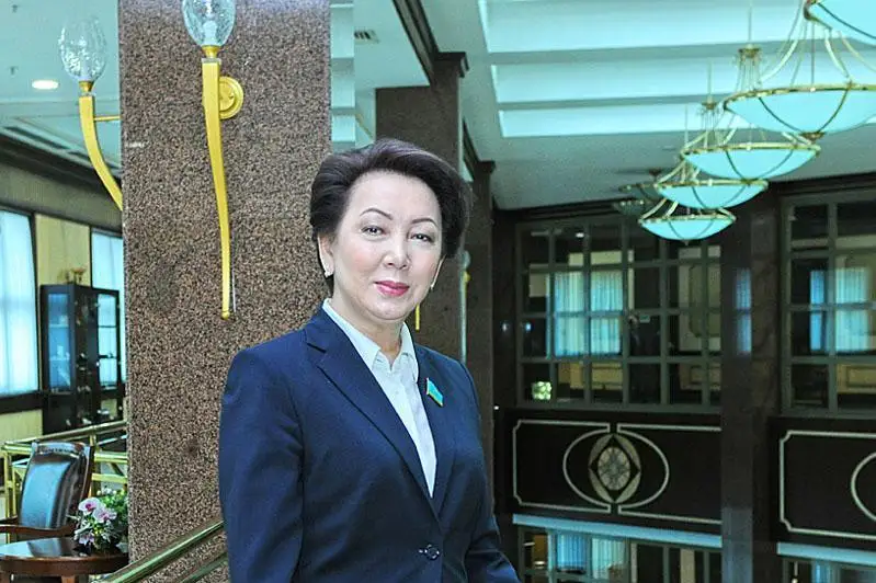 Партии обратят внимание на молодежь и женщин – Дания Еспаева о поправках в законы