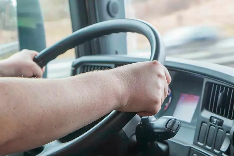 Задавивший пешехода нетрезвый водитель КамАЗа задержан в ВКО