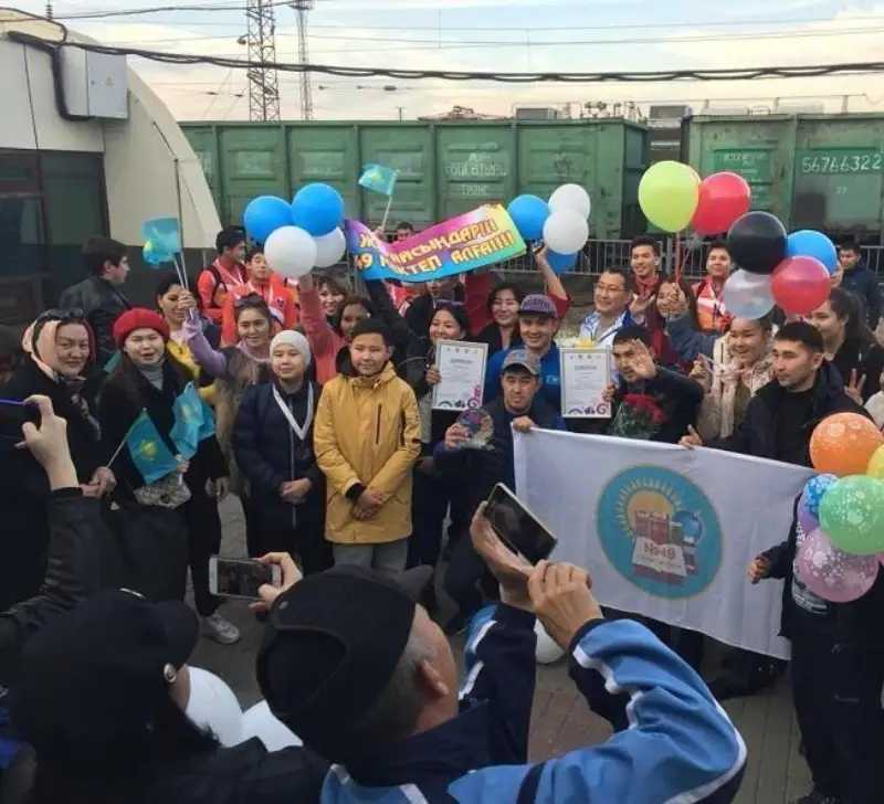 Казахстанские школьники завоевали три золотые медали в Татарстане