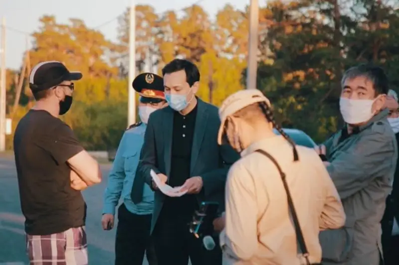 Жители Семея не соблюдают санитарные меры