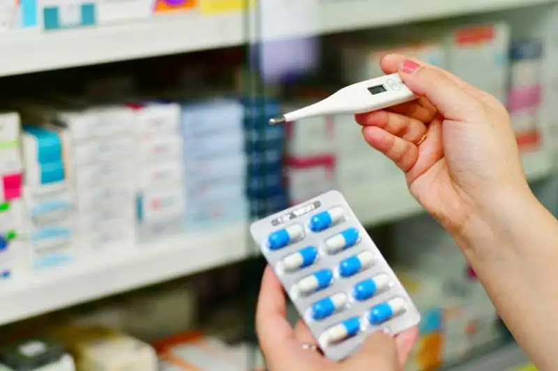 Дефицит жаропонижающих лекарств объяснили в Атырау