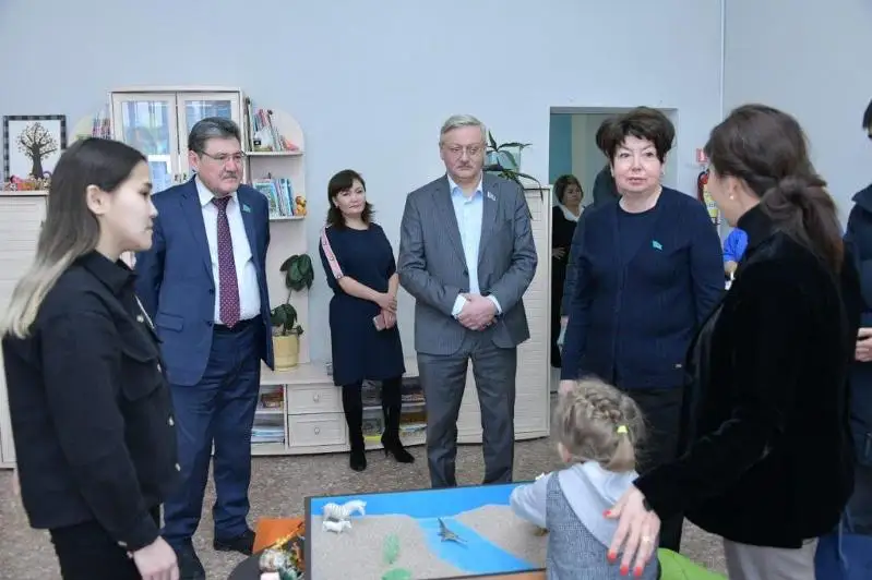 Сенаторы провели встречи в Нур-Султане и Костанайской области