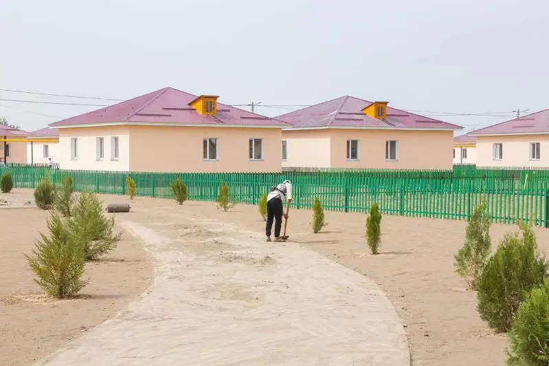 Более 9 тысяч рабочих задействовано в строительных работах в Туркестанской области