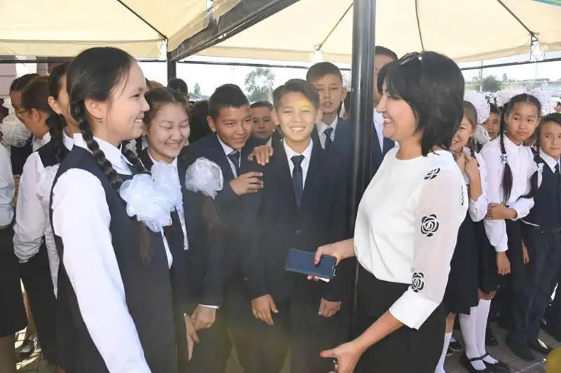 «Nur Otan» всегда будет отстаивать интересы учителей - Бауыржан Байбек