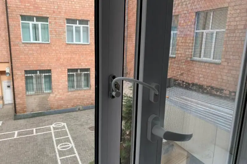 21 случай выпадения детей из окон зарегистрировали в мае по Казахстану