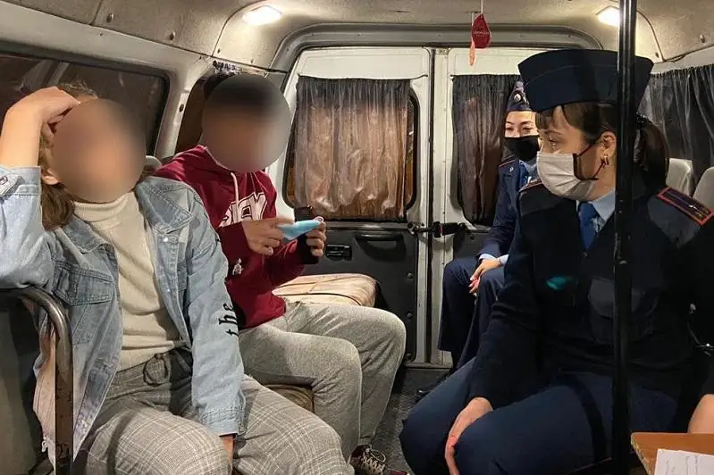 Более тысячи взрослых наказали за ночные прогулки детей в СКО