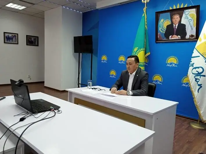 Nur Otan в режиме онлайн решал проблемы акмолинцев