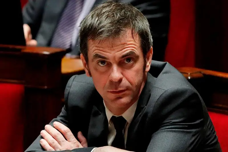 Министр здравоохранения Франции заявил о «вероятном риске» пандемии коронавируса