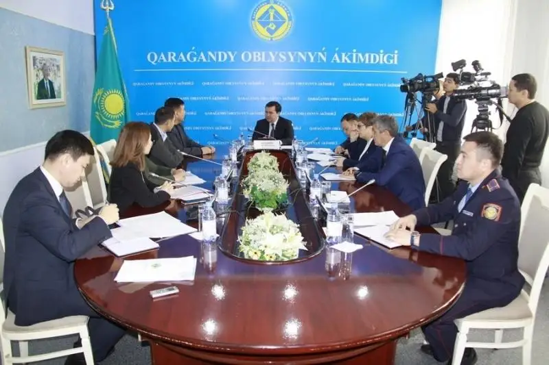 Более 100 вопросов от жителей Карагандинской области поступило Женису Касымбеку