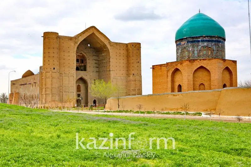 Мавзолей Ходжи Ахмеда Яссауи обладает большим туристическим потенциалом - Президент