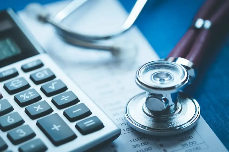 Руководство поликлиники в Атырау незаконно собирало деньги у медработников