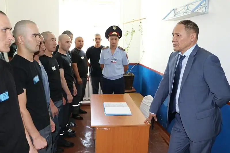 Замминистра внутренних дел проверил учреждения УИС в Шымкенте и Жамбылской области