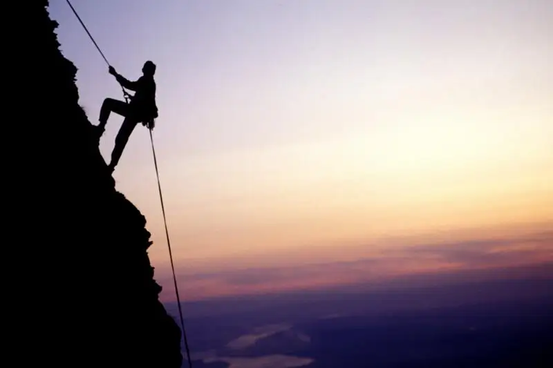 Рассчитываем на поддержку кыргызских коллег - аким Алматы о пропаже альпинистов