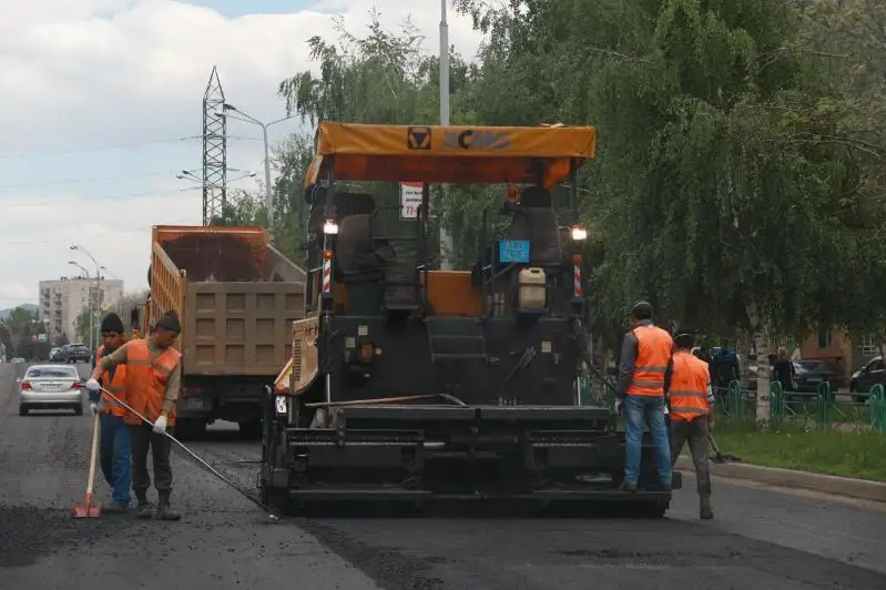 397 км дорог в Восточно-Казахстанской области будет отремонтировано в этом году