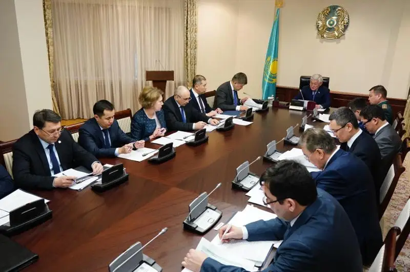 Бердибек Сапарбаев провел заседание МВК по недопущению возникновения и распространения коронавируса в РК
