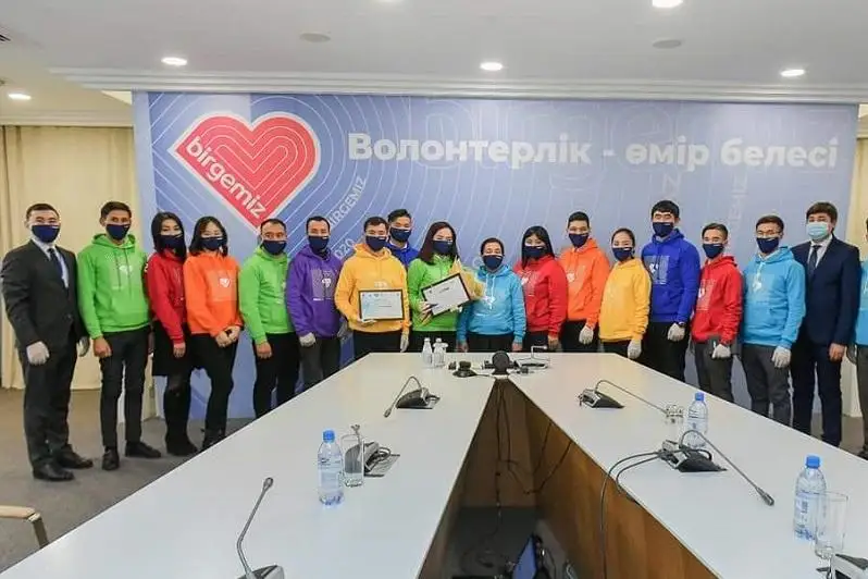 10 тысяч золотых сердец: туркестанские волонтеры продолжат творить добро