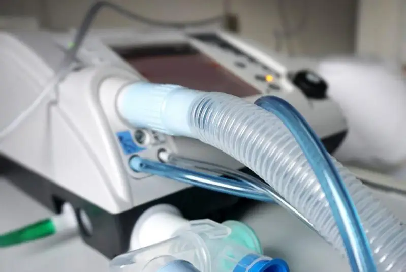 Узбекистан планирует наладить производство аппаратов ИВЛ