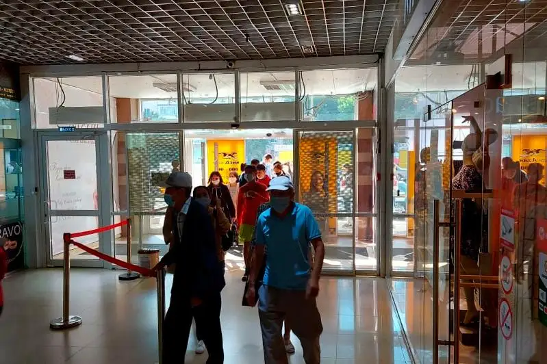 В ЗКО идет поэтапное ослабление августовского локдауна