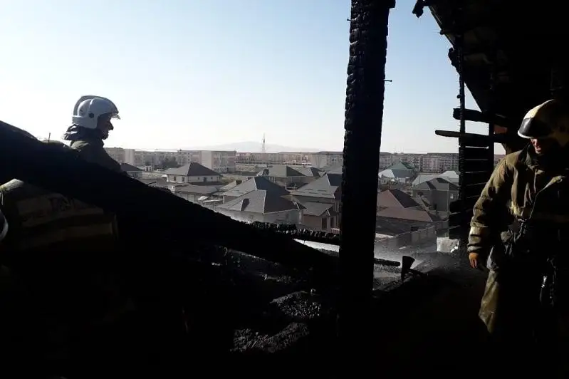 50 жильцов многоквартирного дома в Таразе эвакуировали спасатели