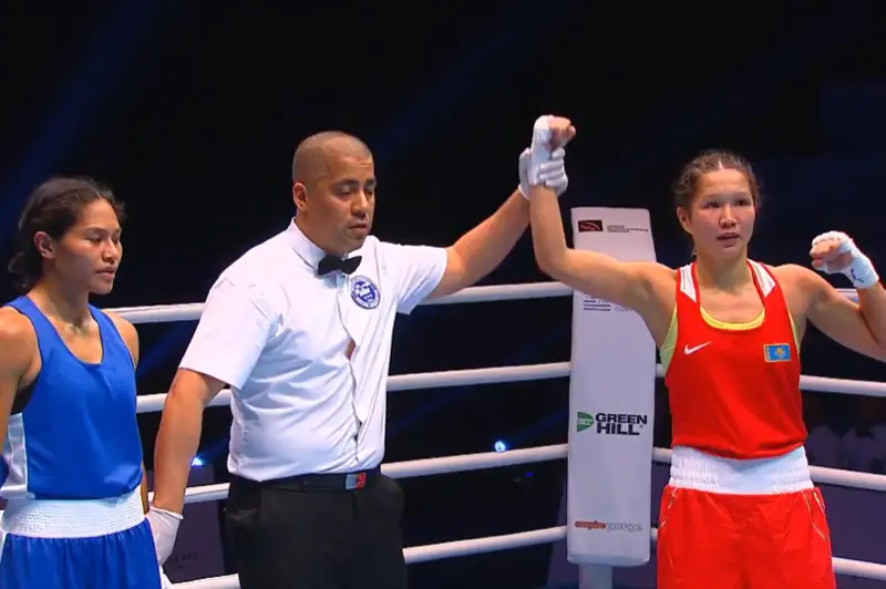 Казахстанка Ходжабекова успешно стартовала на чемпионате мира по боксу