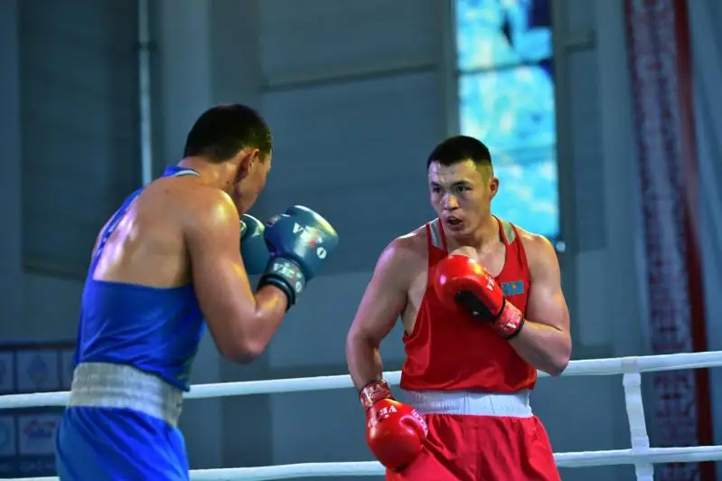 Лидеры команды Казахстана по боксу вновь выступят на профессиональном ринге