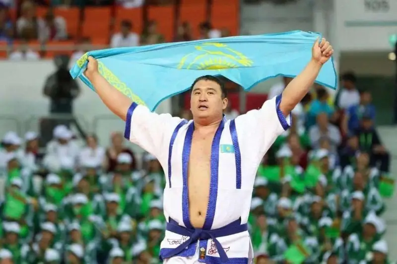 Чемпион мира по қазақша күрес Айбек Нугымаров попал в больницу с  коронавирусом