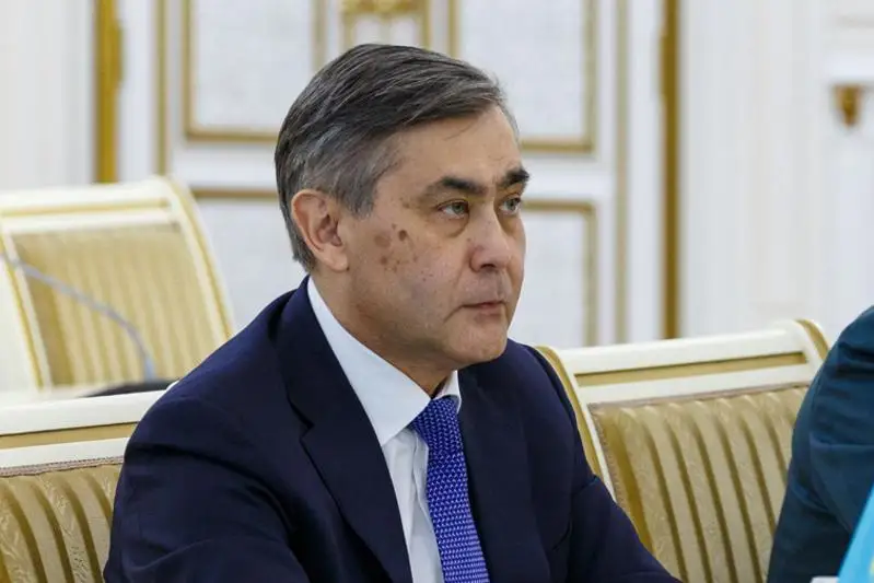 Министр обороны Казахстана перешел на режим самоизоляции