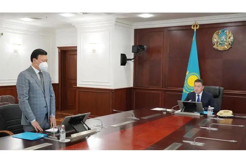 Премьер-Министр РК представил первого вице-министра здравоохранения Алексея Цоя